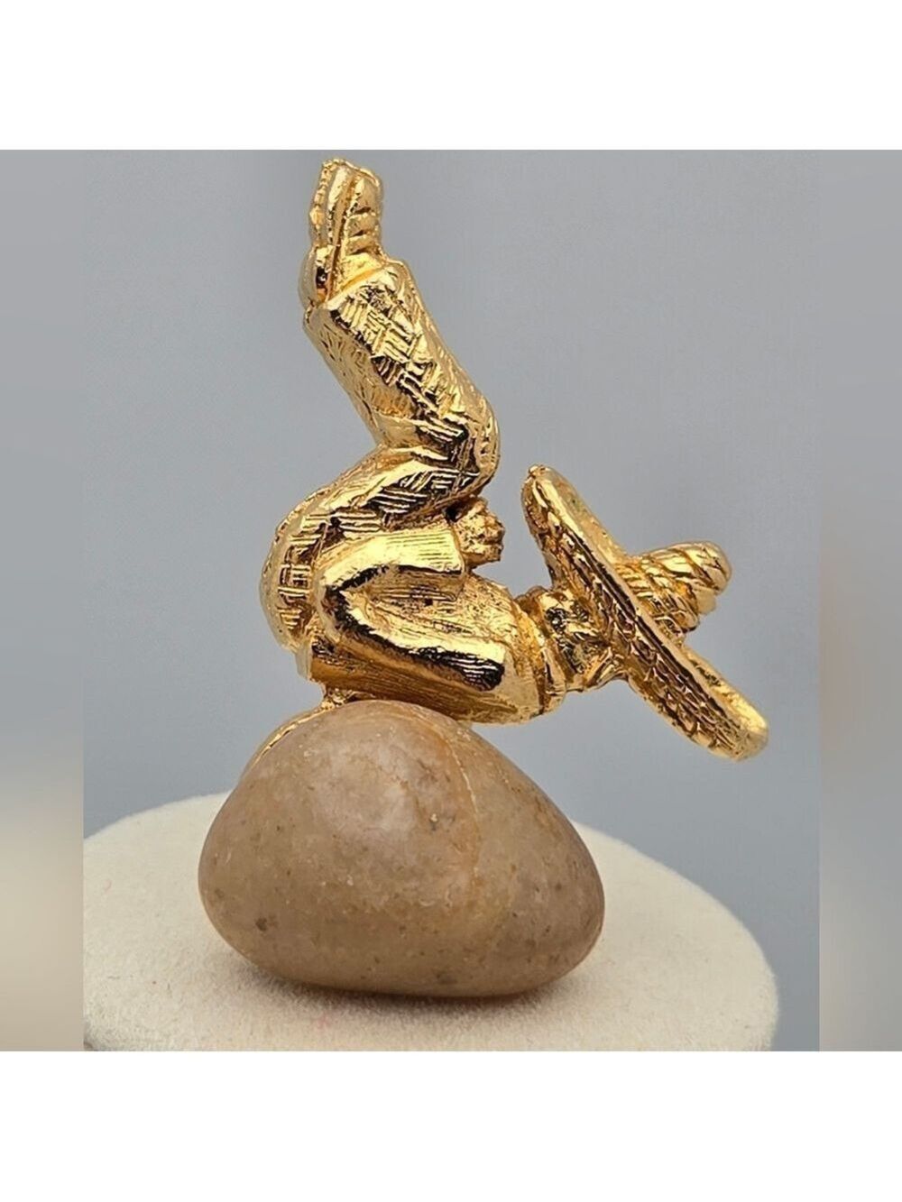 Lucky Gold Tone Sombrero Man Figurine Brooch Pin Vintage Mexican Style 1.75"